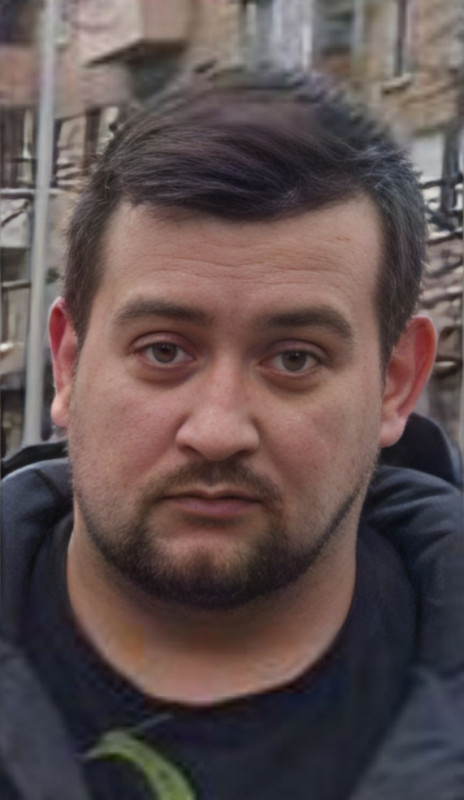 Макаренко Денис