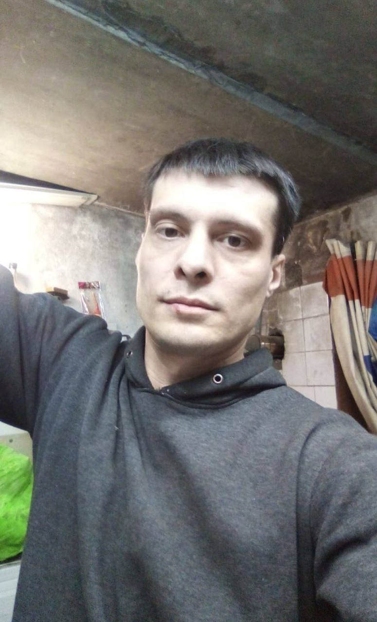 Еськов Никита - волгоградский альфонс