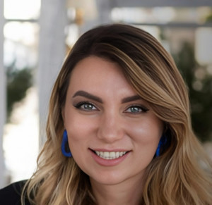 Елена Стахова